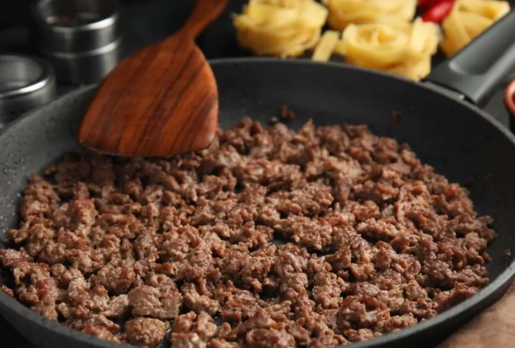 bicarbonato de sódio à sua carne moída